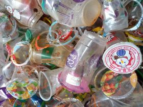 contoh daur ulang sampah plastik